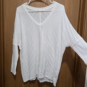 Altar'd State White Ribbed Chevron V-Neck Dolman Sweater Medium